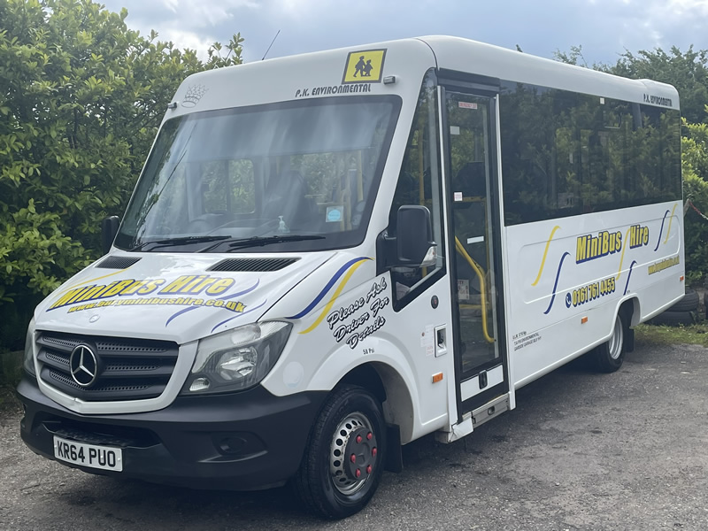 bury minibus hire main image